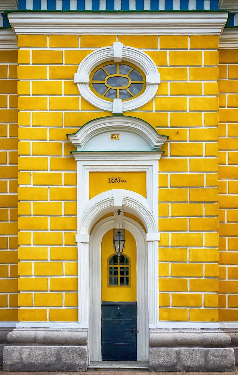 10 реальных жилых мест, которые будто пришли из фильмов Уэса Андерсона