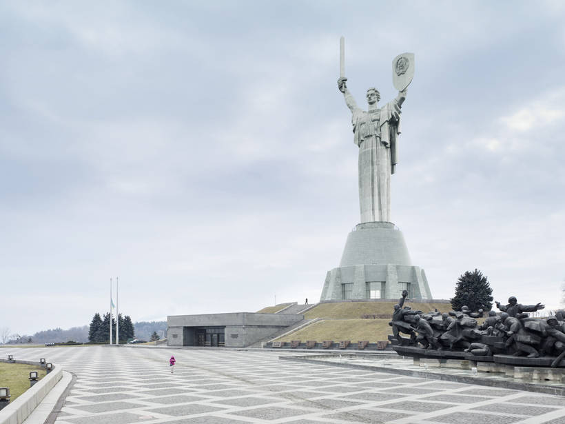 The 15 tallest statues on the planet