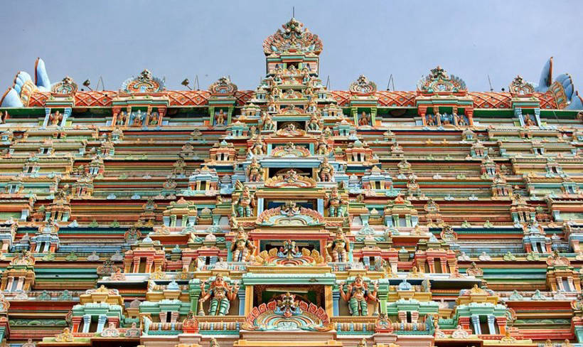 10 most dizzying temples of different religions of the world