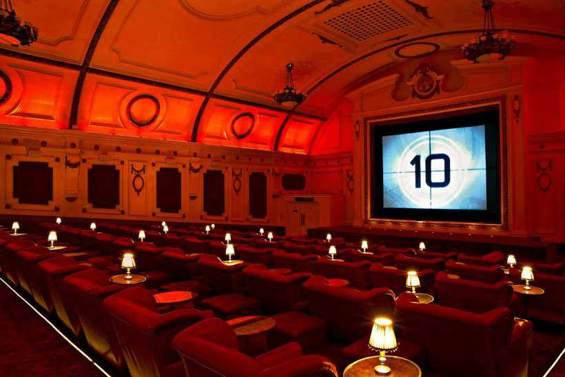 19 найбільш захоплюючих кінотеатрів з усього світу