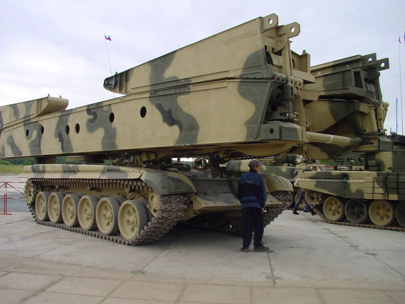 10. Танковый мостоукладчик МТУ-72. авто, машины, техника