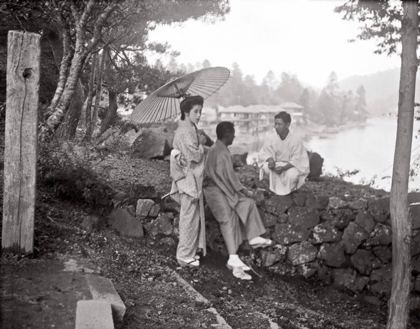 18 amazing 100-year-old photos about everyday life in Japan 