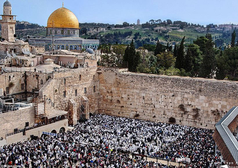 One Hundred Years Ago: Amazing Photos of Jerusalem Then and Now 