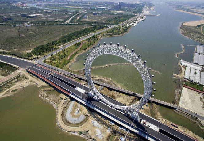 Admire: the biggest axle-free Ferris wheel in the world!