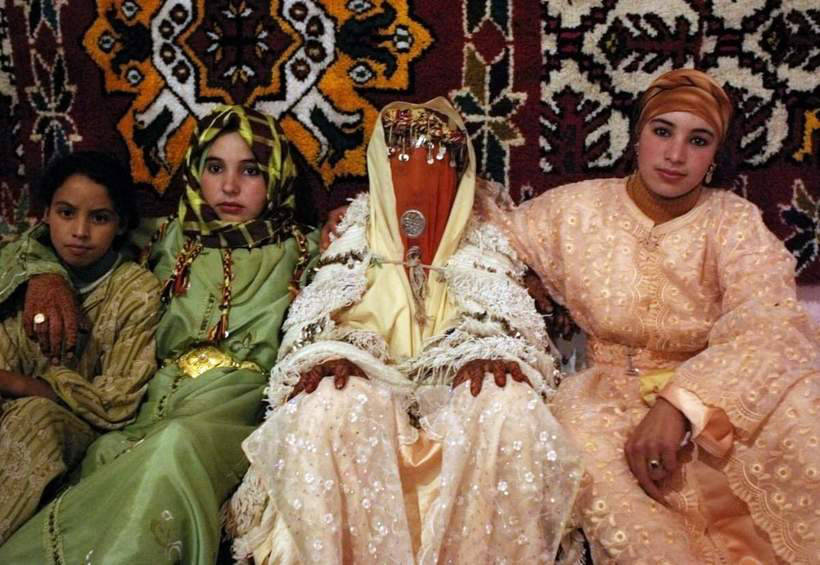 20 традиційних весільних нарядів з усього світу 