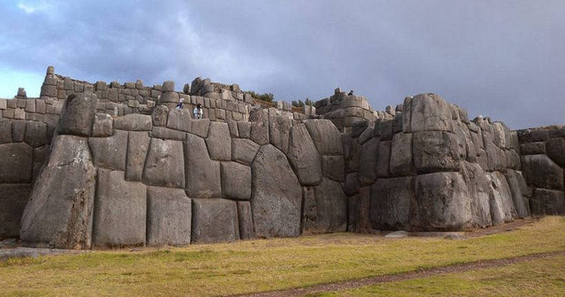 One of the oldest buildings of the planet: the citadel of Sacsayhuaman, the Incas built