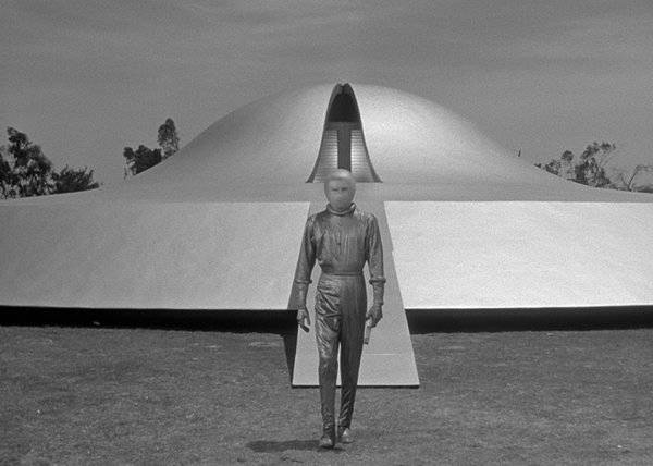 Кадр з фільму« День, коли зупинилася Земля »(1951)