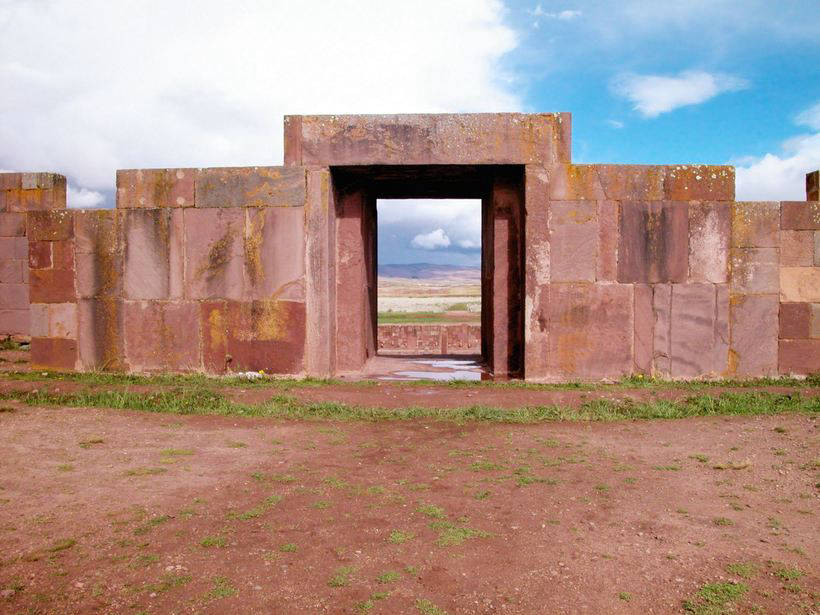 Tiwanaku in the Andes is an ancient seaport at an altitude of 4,000 meters