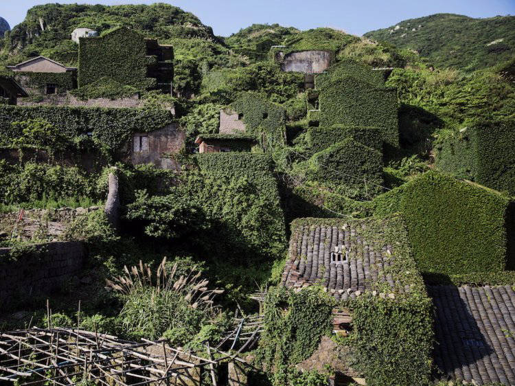 18 of the most impressive types of abandoned places from all corners of the planet
