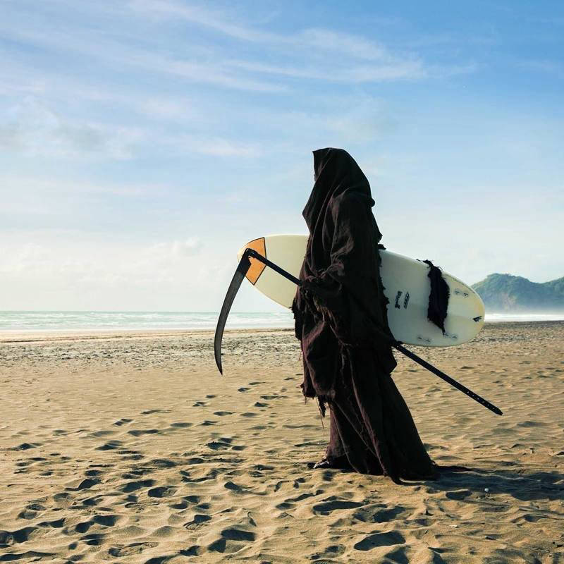 Death with a scythe reminds: be careful in the water! (40 pics)