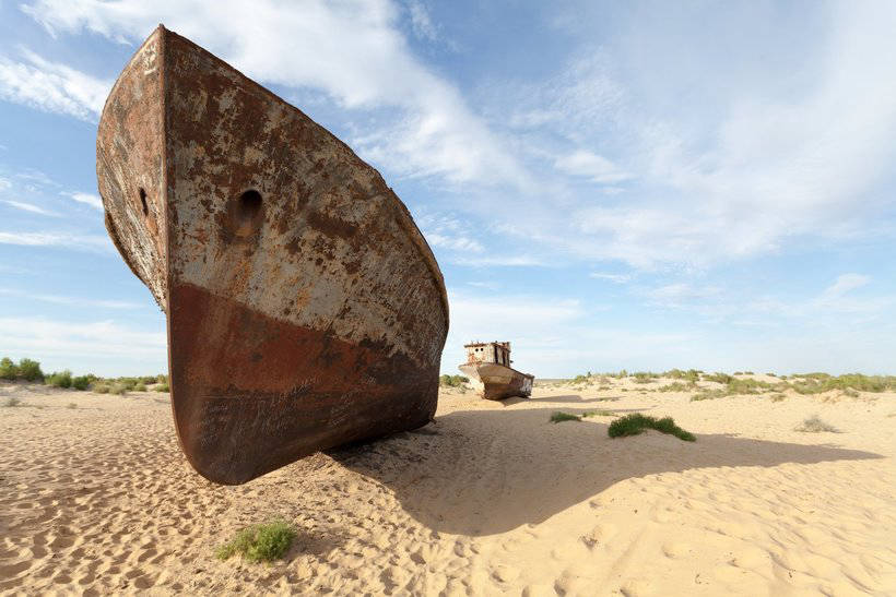 18 most impressive species of abandoned places from all over the world