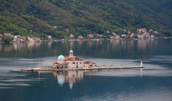 Найменші населені острови світу (10 фото)