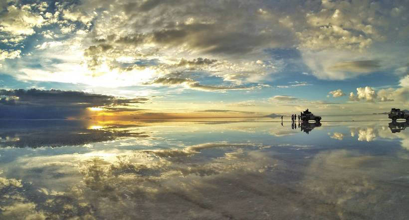 Солончак Уюни: самое большое зеркало в мире и отели, где просят не облизывать стены