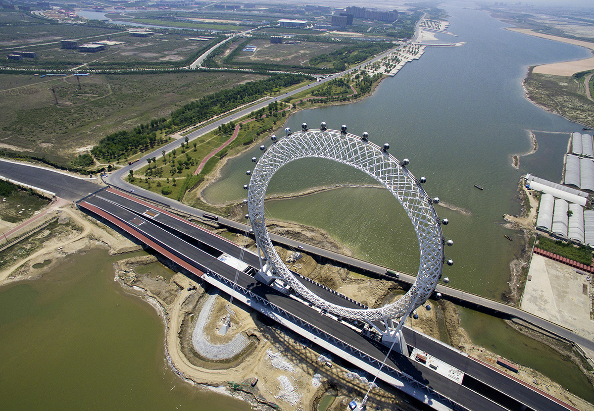 The biggest axle-free Ferris wheel in the world!