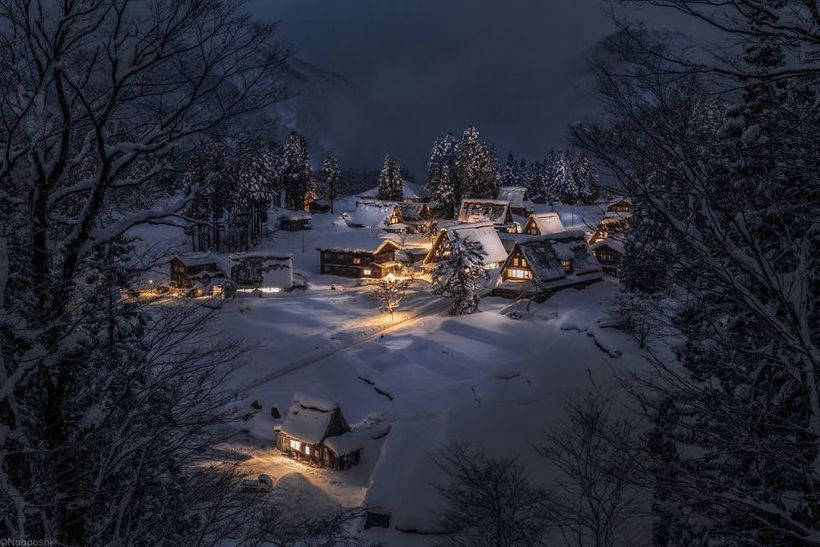 Фотограф запечатлел красоту японской зимы в сказочных снимках