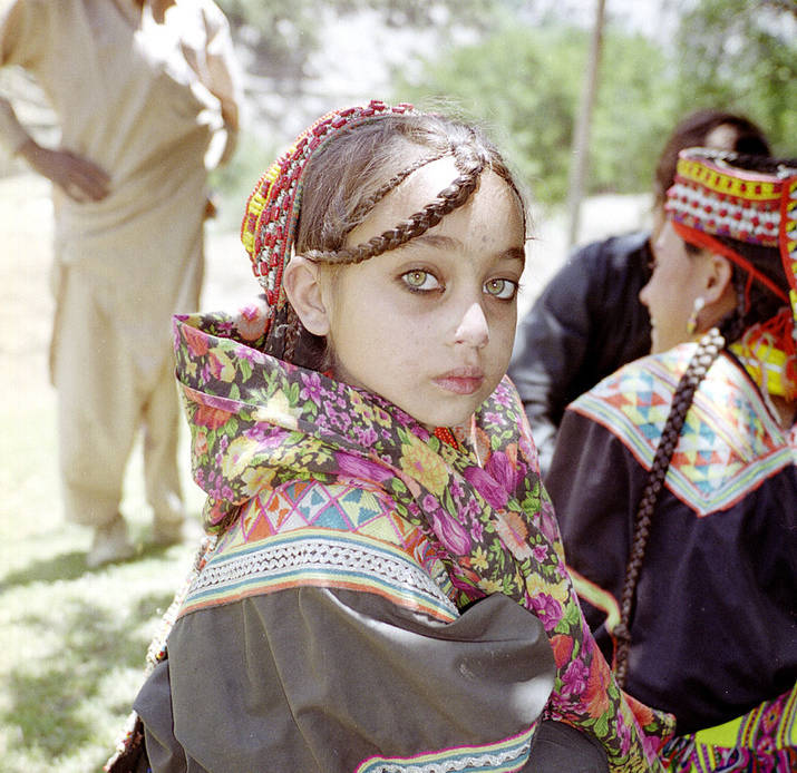 Калаши — загадочный народ, живущий в горах Пакистана