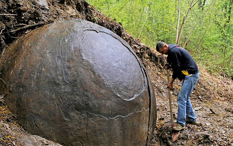 Мячи богов: откуда взялись идеально ровные каменные шары в разных уголках мира