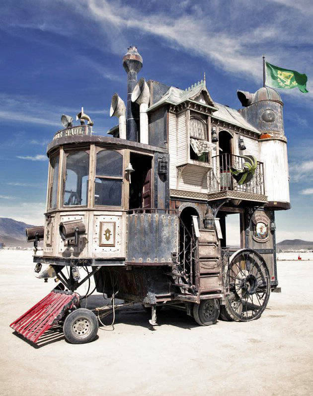 Victorian motor home Neverwas Haul