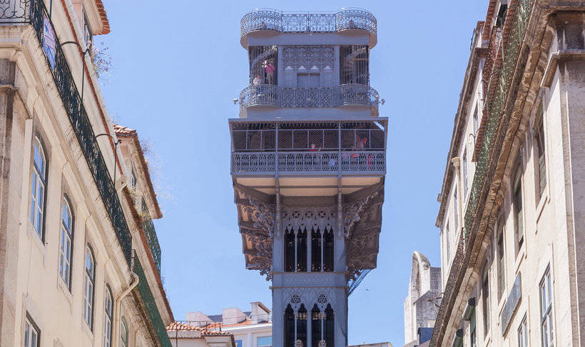 Санта-Жушта: куда ведет необычный лифт ученика Эйфеля, что стоит посреди Лиссабона
