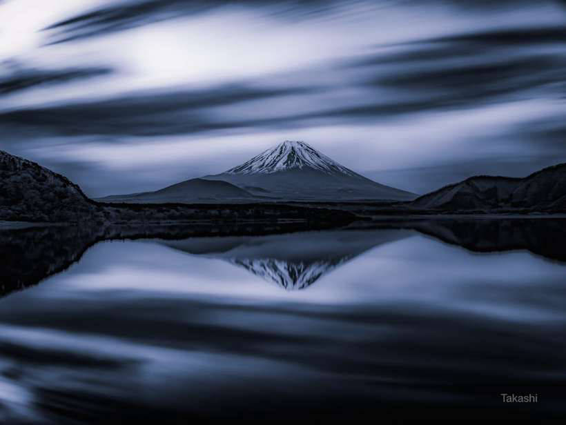 Magic photos of Mount Fuji, from which emanates force