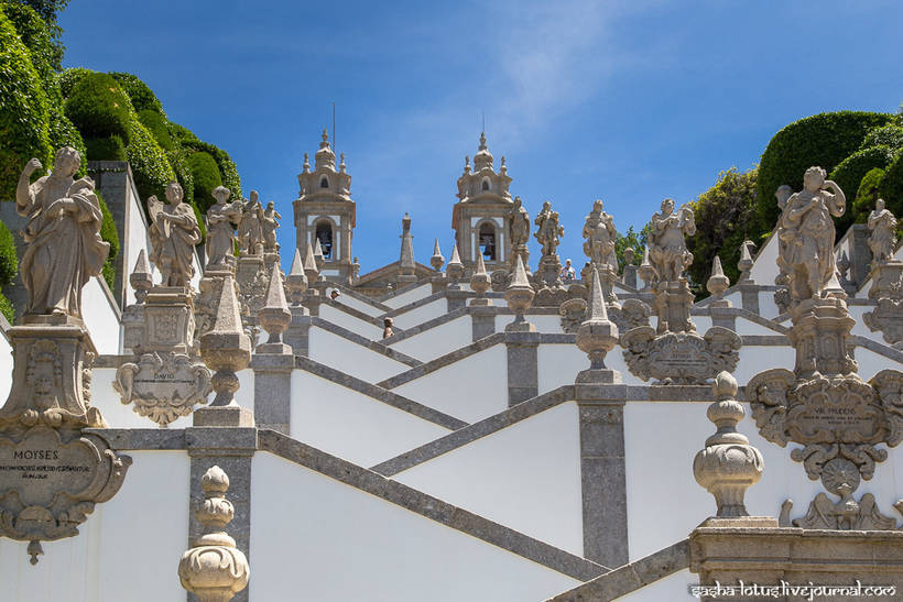 Stairway to God: The Sanctuary of the Merciful Christ on Calvary