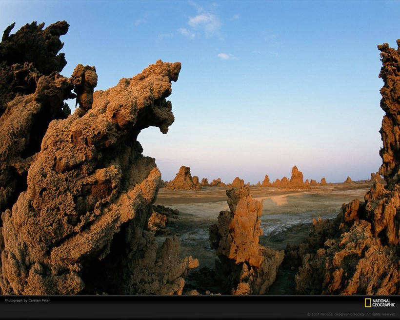 The stunning Abbe salt lake, whose landscapes are like a part of another planet