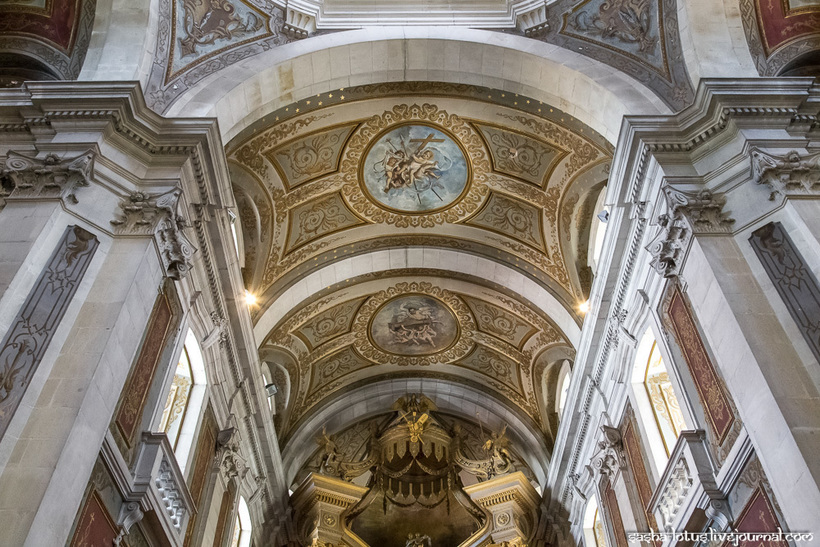 Stairway to God: the Sanctuary of the Merciful Christ on Calvary