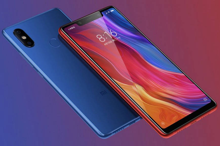 Xiaomi showed new devices: flagship Mi 8 and fitness bracelet Mi Band 3
