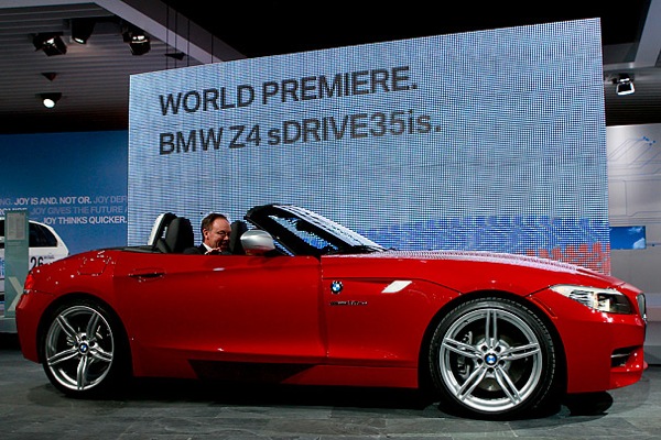 detroit_motor_show_bmw_z4_35is2.jpg