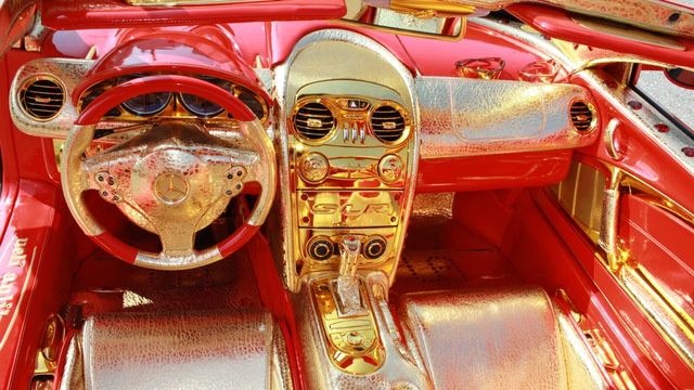 Swiss Designer Ueli Anliker Sells His Unique Mercedes-McLaren SLR: The "Red Gold Dream" - 9