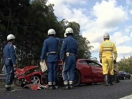 In Japan ereignete sich eines der teuersten Verkehrsunfälle in der Geschichte dieses Inselstaates – und weltweit überhaupt. Bei dem Unfall waren gleichzeitig 14 Luxusautos beteiligt, darunter neun italienische Supersportwagen der Marken Ferrari und Lamborghini,</p>\n  "home_text": "<p>ini. </p> - 5