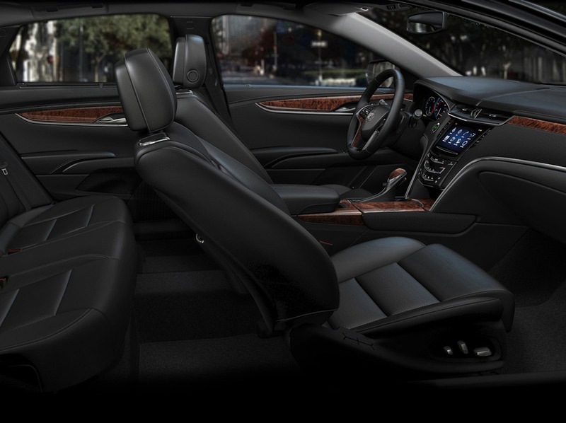 凯迪拉克品牌在洛杉矶车展上推出了其新款旗舰车型。 - 5