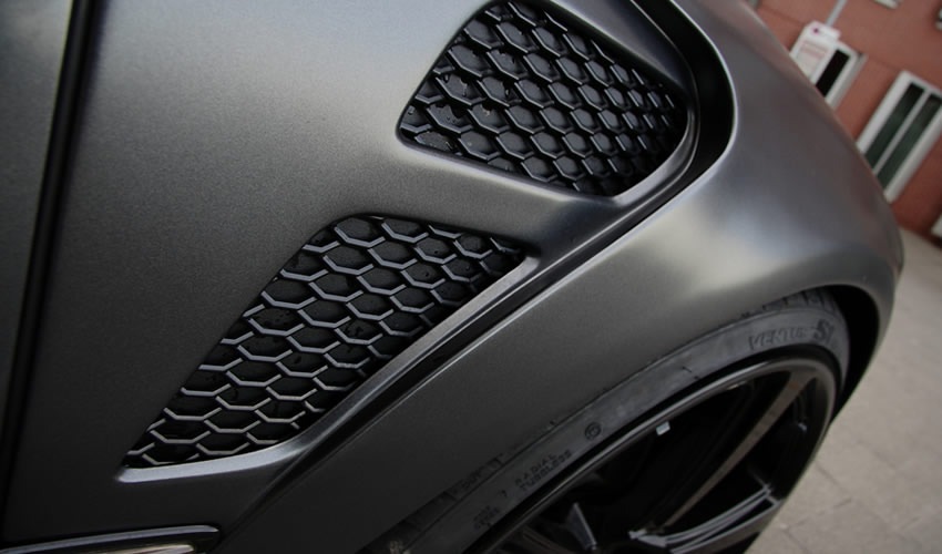 欧洲的改装厂并不经常关注奥迪这款“带电”改款的顶级轿车。然而，上一代奥迪S8在二手市场上仍然很受欢迎，而正是这类买家成为了Anderson Germany改进计划的目标对象。 - 6