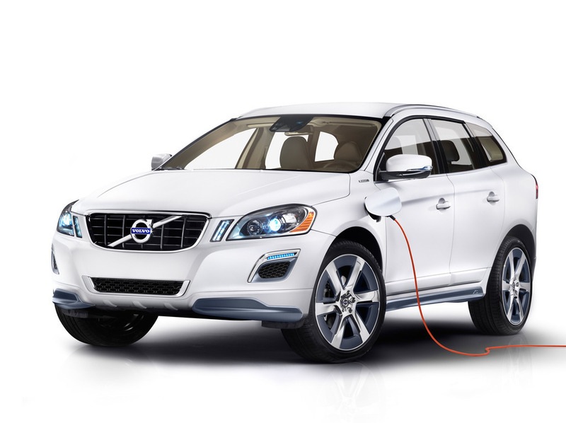 W Detroit odbyła się oficjalna premiera hybrydowej wersji Volvo XC60. Szwedzka firma chce tym pokazać, jak ważny jest dla niej rynek północnoamerykański. Najprawdopodobniej pierwszą serię tego modelu otrzymają Stany Zjednoczone"</title,\n  "home_text": "<p>wersja hybrydowa.</p>