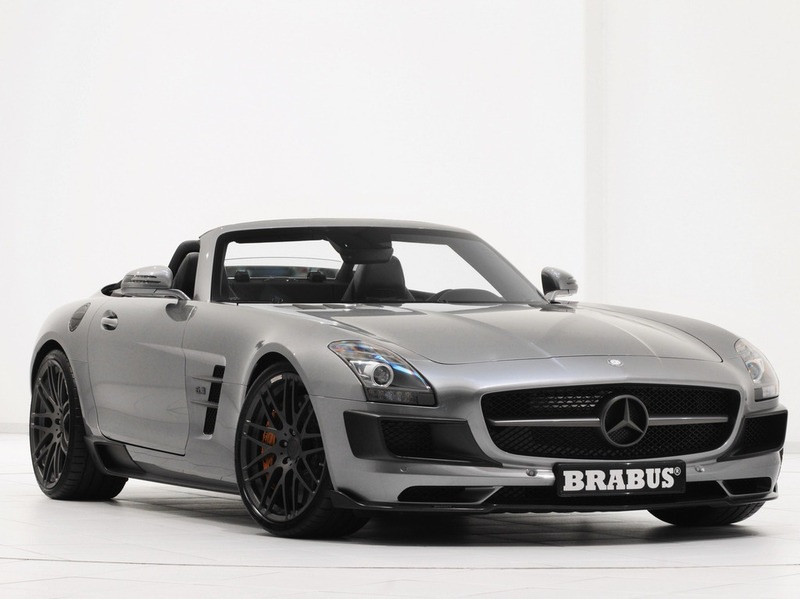 Das bekannte Tuningunternehmen Brabus präsentierte eine neue Interpretation des Mercedes-Benz SLS AMG Roadster. Eines der beliebtesten offenen Modelle bei Tunern erhielt etwa 40 zusätzliche PS, eine neue Fahrwerkstechnologie und einen Karbonfaser-Aero-Kit.