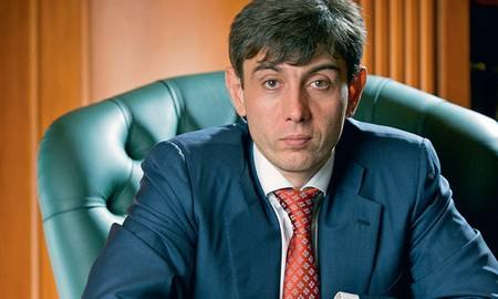 Sergei Galitsky – Gründer und Inhaber des Discounternetzwerks „Magnit“, das in Krasnodar gegründet wurde. Im Jahr 1994 gründete er gemeinsam mit Partnern das Unternehmen „Transasia“, das sich mit dem Vertrieb von Kosmetik und Parfüm von Avon, J