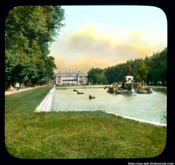 Sankt Petersburg w 1931 roku w kolorach: Fotografie z archiwu podróżnika Branson DeCou, które on zrobił w Sankt Petersburgu w 1931 roku i później wykolorował farbami anilinowymi - 9