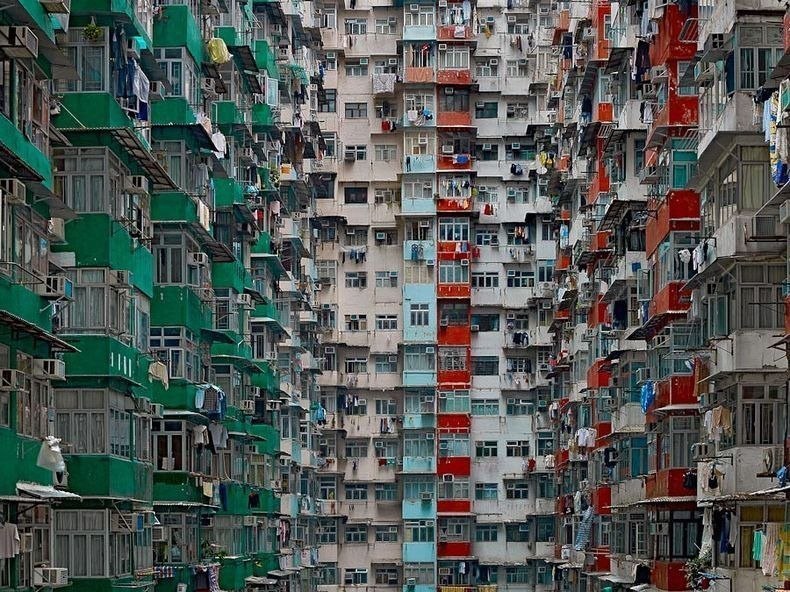 Les immeubles de plusieurs étages de Hong Kong dans la série de photos « Architecture of Density » de Michael Wolff