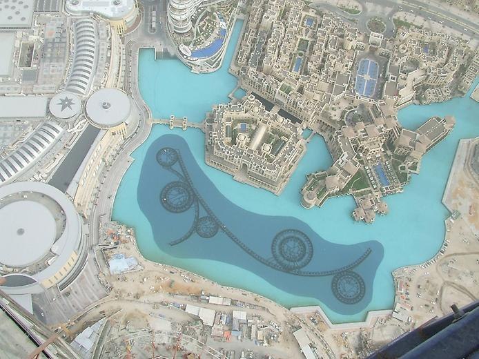 Le plus grand et le plus cher fontain du monde se trouve à Dubaï