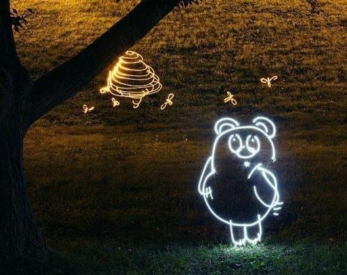 Frislight: un dibujo significativo con luz a largo tiempo de exposición, que no implica el uso de procesamiento informático posterior en la fotografía - 5