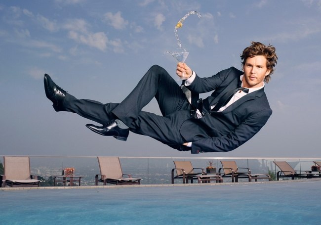 自由潜水（休闲潜水）：这种新的娱乐活动是由在英国感到无聊的年轻人们发明的。 - 6