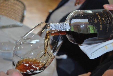 “El clásico de dos sillas”: así es como los británicos llaman al oporto.