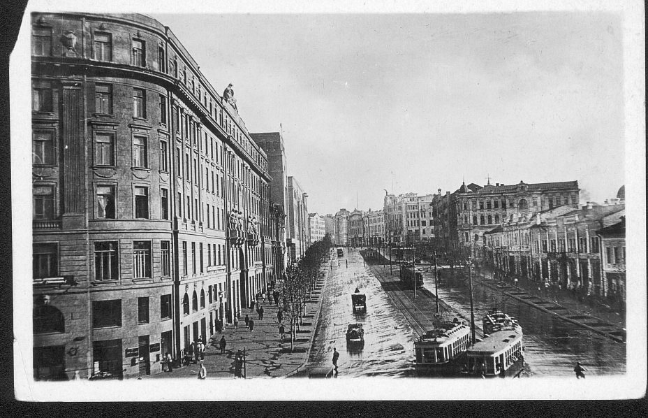 Харьkówсka „банковна“ – plac Nikołajewskiego.<br>(część 3) - 7