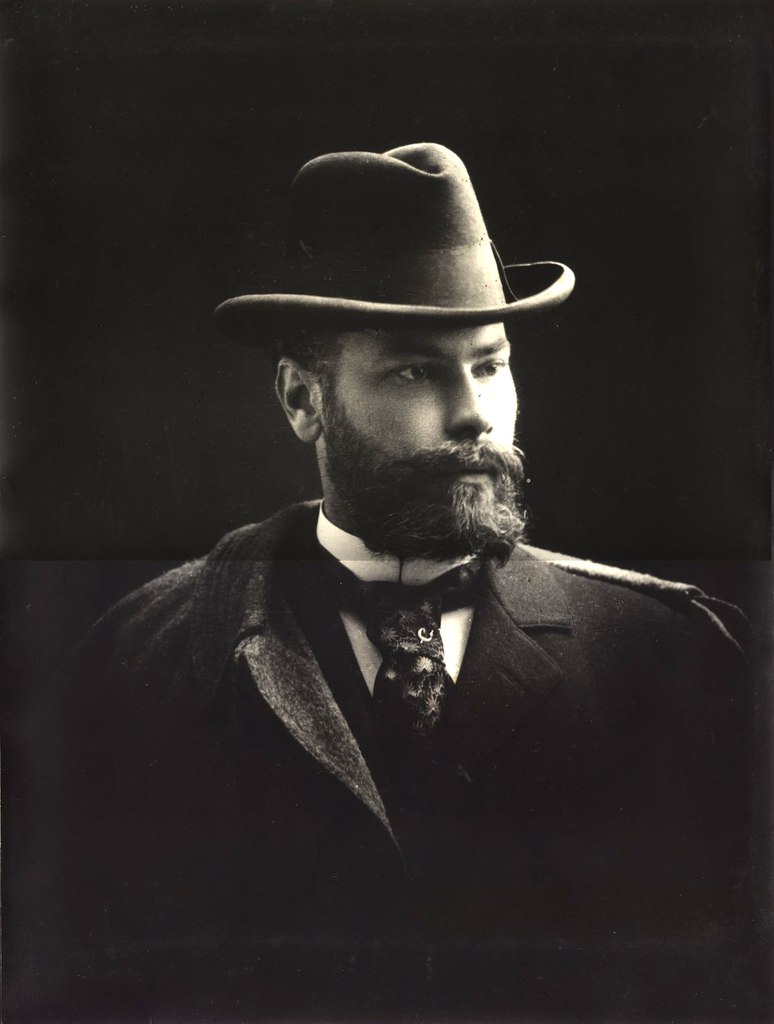 亚历克谢·尼古拉耶维奇·别凯托夫<br>(这位建筑师完全可以被称作<br>哈尔科夫建筑界的核心人物。)