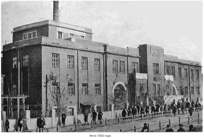 几段关于一家浴场的故事片段