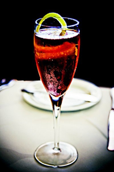 Коктейль Кир Рояль