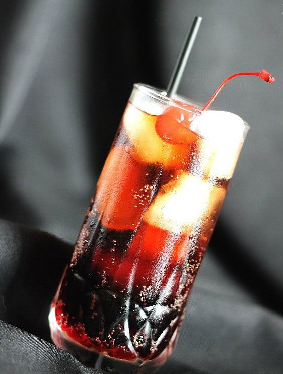 Roy Rogers (Рой Роджерс)<br>Рецепт приготовления безалкогольного коктейля.