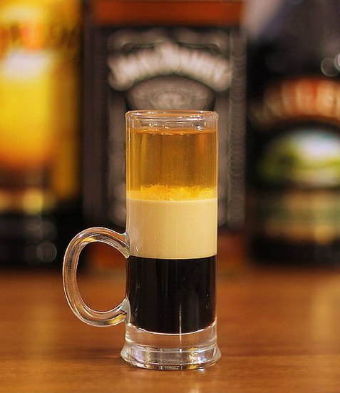 Bon Jovi is an American rock band formed in 1983 in New Jersey. Bon Jovi is one of the most successful and influential rock bands in music history. One of their earliest songs, “You Think You Know Me”, was released in 1984 and quickly became a hit.
“You Think You Know Me” is a powerful and emotionally intense song that explores deep themes of love, betrayal, and redemption. It explores these themes through the narrative of a man who discovers that his girlfriend has betrayed him and left him.. The song’s lyrics contain powerful imagery and vivid descriptions, creating a strong emotional impact on the listener.
The music of Bon Jovi is characterized by energetic and dynamic performances, lively and energetic rhythms, and catchy melodies. Their songs are often simple in structure, but they possess great musical appeal and appeal to a wide range of listeners.
Bon Jovi has released numerous albums over the years, and their music has had a significant impact on popular culture. Their influence can be seen in various forms, such as in films, television shows, advertisements, and even in video games. Bon Jovi’s music has also inspired many other musicians and bands.
Many people consider Bon Jovi to be one of the greatest rock bands of all time. They have achieved tremendous success in their career, and their music continues to inspire and influence millions of people around the world.