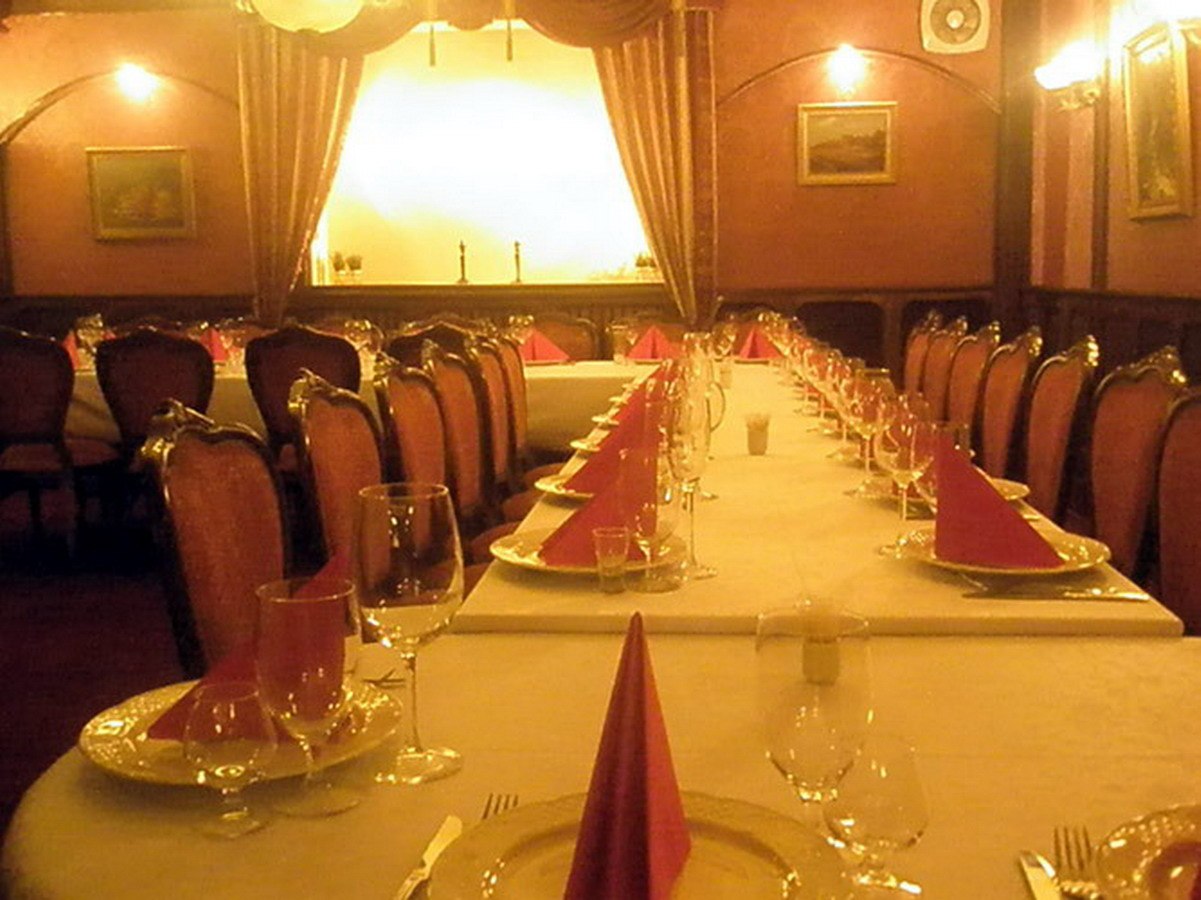 [club1543502|Майстерня художника. Колишній палац �Чарльза Блеккі]. - 5