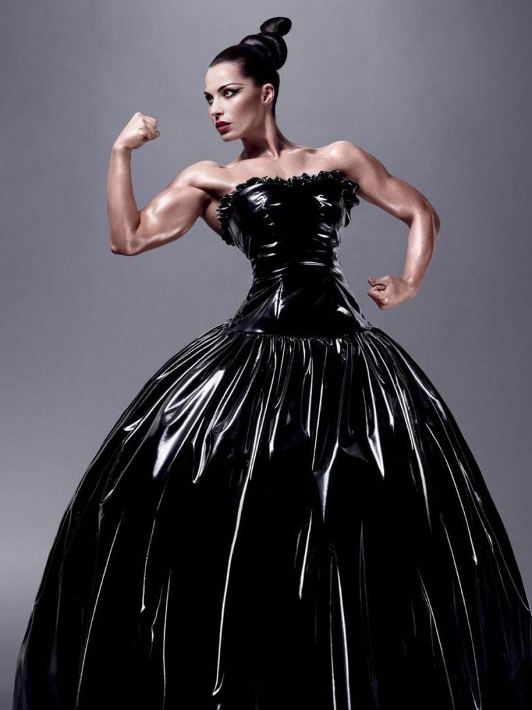 Jelena Ebboe. 36 Jahre<br>53,5 kg<br>168 cm.